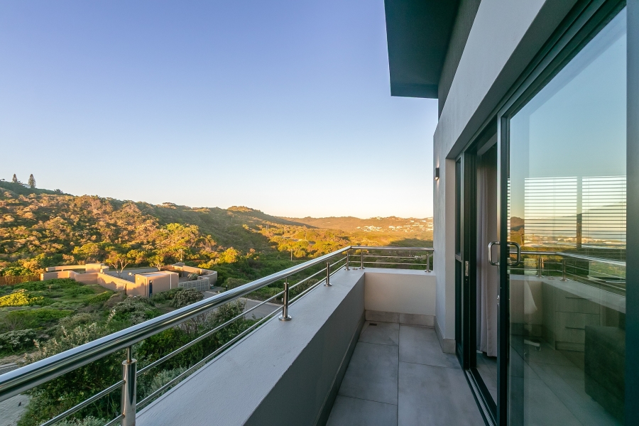 3 Bedroom Property for Sale in Myoli Beach Western Cape